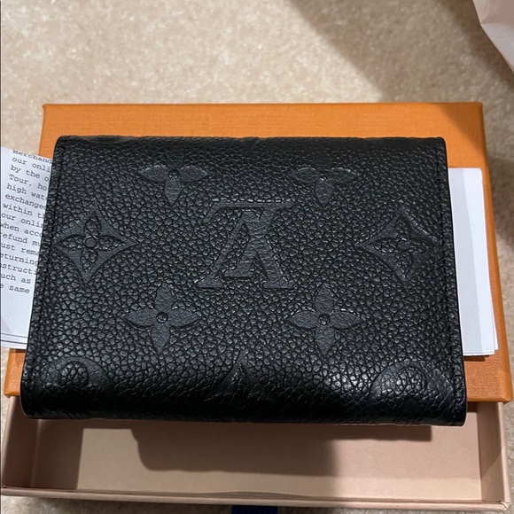 Louis Vuitton Business Card Holder M58456 - Picture 2 of 5